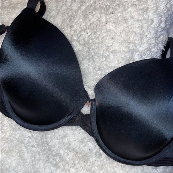 SAVAGE x FENTY 38DD w/ X Charm